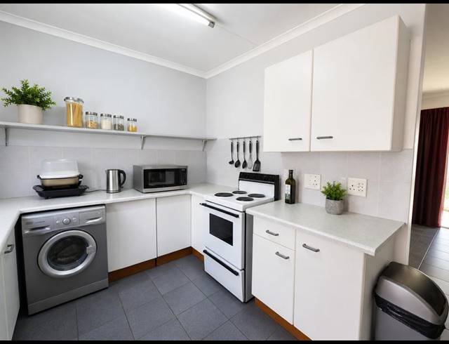 2 BEDROOM TOWNHOUSE FOR SALE IN ELARDUSPARK